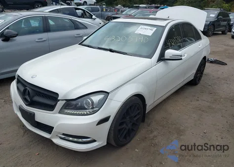 2013 Mercedes-Benz C 300 Luxury 4Matic from USA, damaged, VIN WDDGF8AB7DG131716
